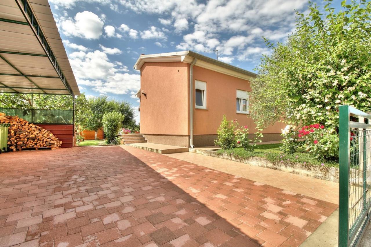 Apartments Begovic Umag Eksteriør billede